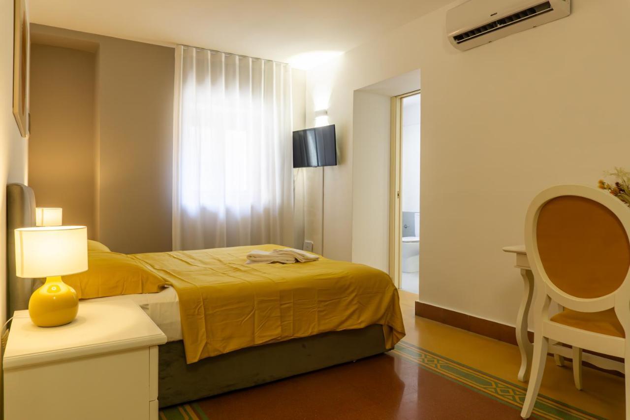Mi Tu Apartments Catánia Buitenkant foto