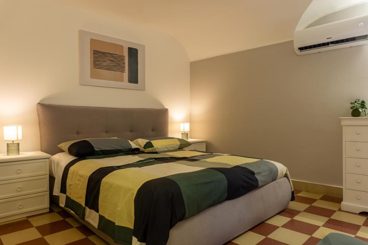Mi Tu Apartments Catánia Buitenkant foto