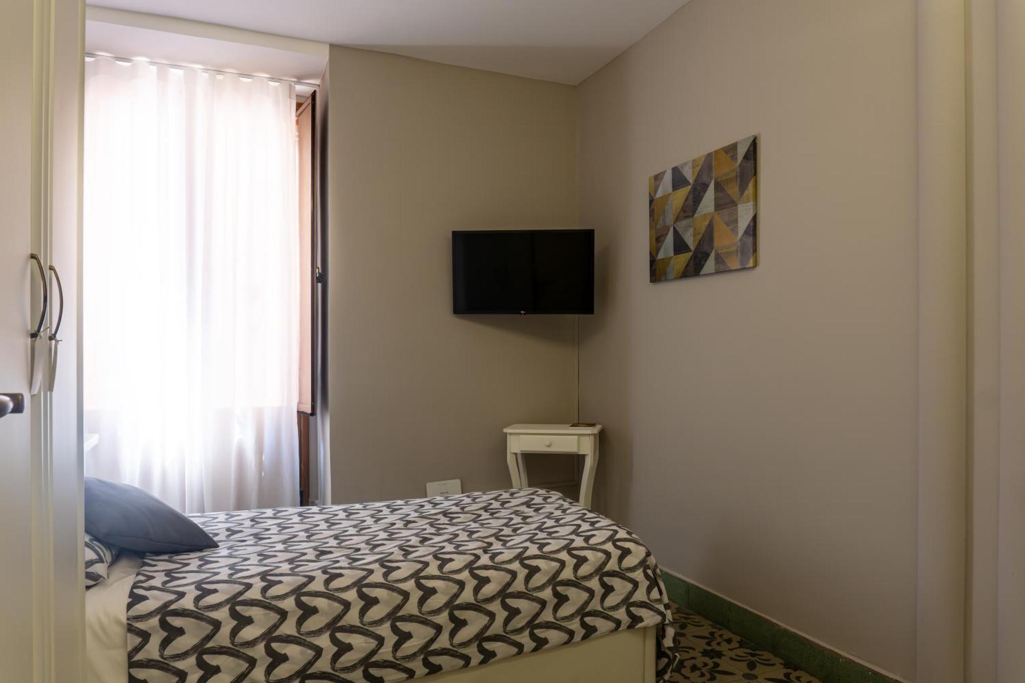 Mi Tu Apartments Catánia Buitenkant foto